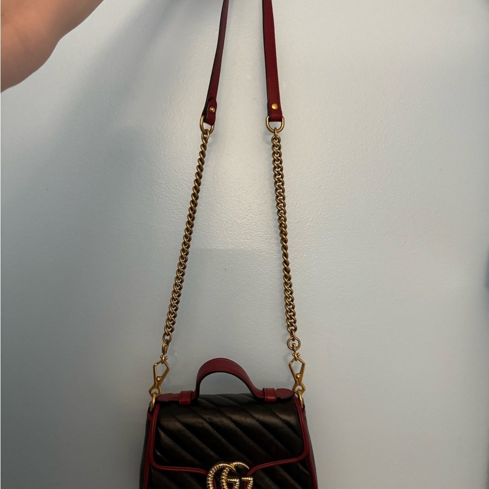Gucci Marmont Black and Red Quilted Leather Bag - Picture 2 of 6